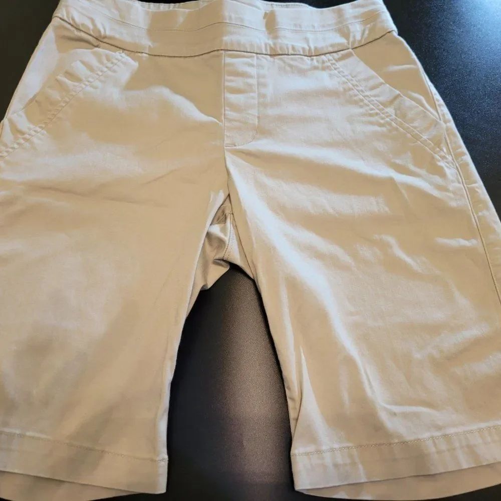 BRAND NEW LEE-STYLE UP PULL ON WOMEN"S SHORT